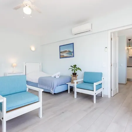 Mariners - Bright And Stylish - Walk To The